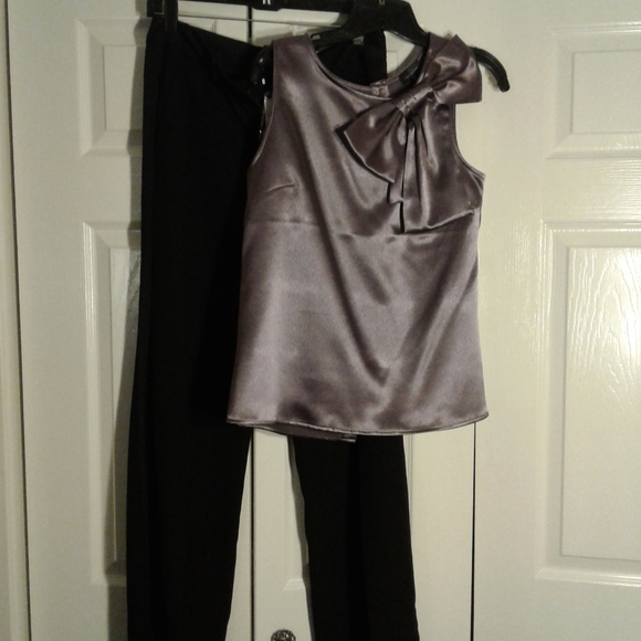 The Limited Satin Like Top - Picture 2 of 5